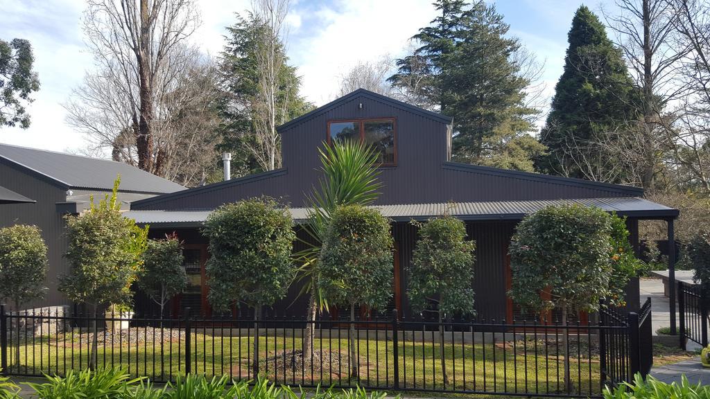 Montrose Barn House- Entire Home Exterior photo